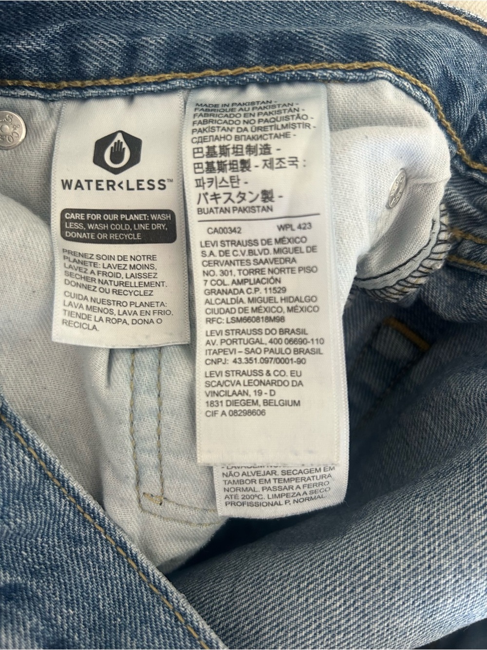 Levi’s 505 Straight Leg 100% Cotton Jeans Mid Blue EUC - Picture 4 of 5